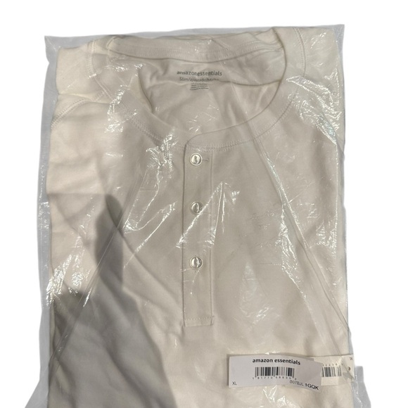 Amazon Essentials White Long Sleeve Tee - Picture 4 of 6